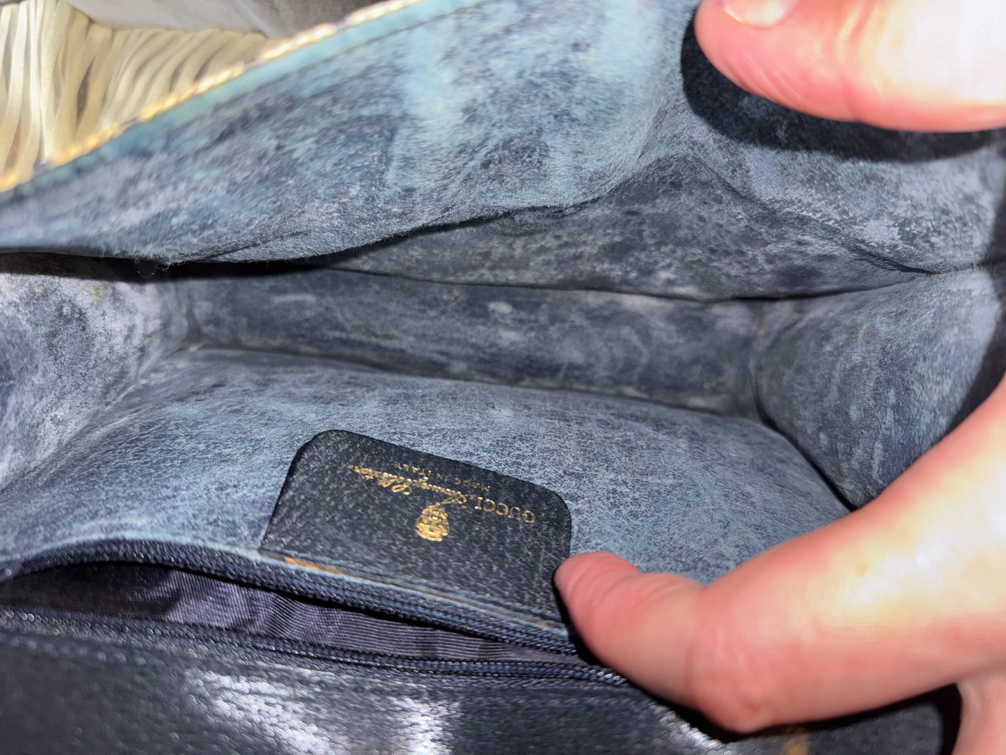 Vintage Gucci GG Supreme Crossbody Bag