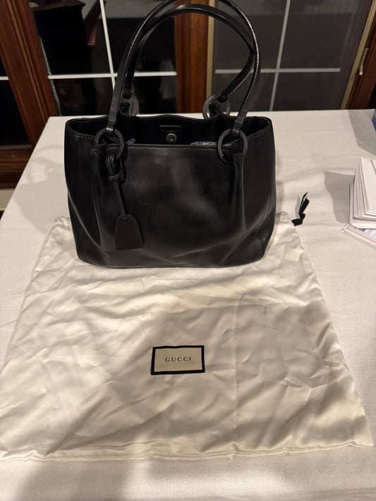Gucci Swing Leather Bucket Tote